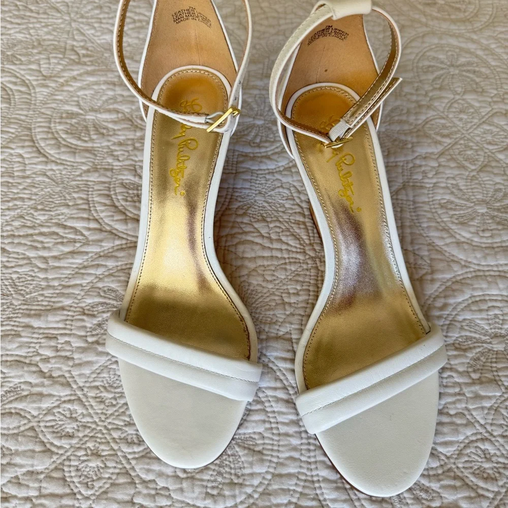 Lilly Pulitzer White Ankle Strap Wedge Sandals, size 7, New